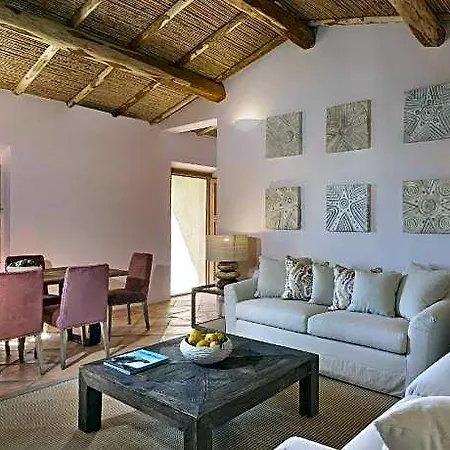 Borgo Smeraldo 4*