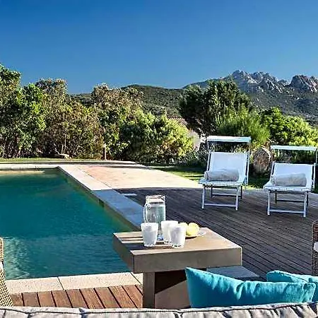 Borgo Smeraldo Hotel