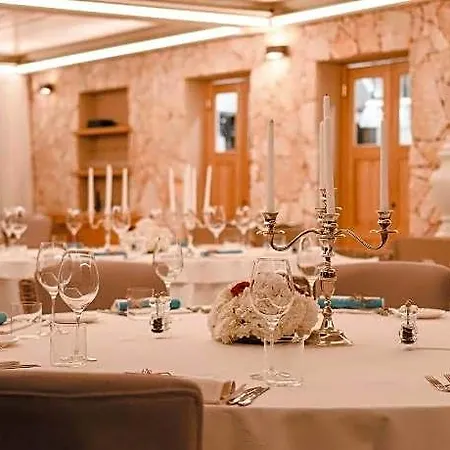 Borgo Smeraldo 4*